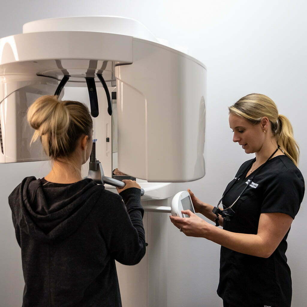 Patient having a 3D scan